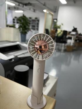 小电风扇