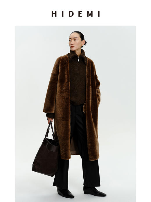 HIDEMI 棕色V领浴袍腰带式极简廓形中长款皮毛一体大衣皮衣 商品图4