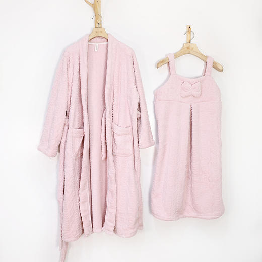 【抖音属】珊瑚绒家居套装（3072） 商品图0