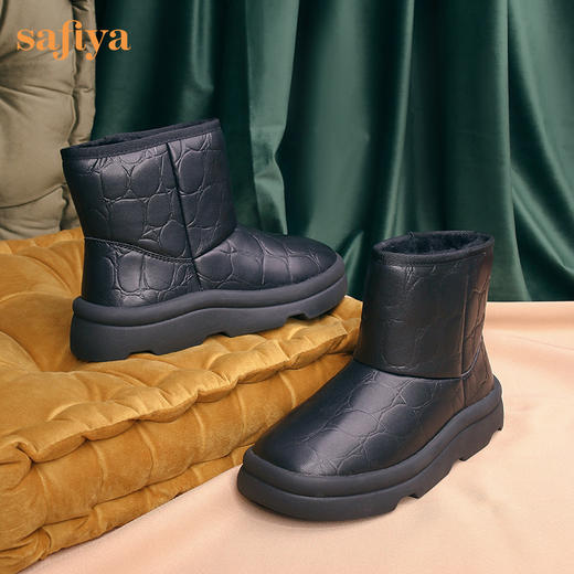 【春节不打烊】Safiya/索菲娅 新款加绒短筒靴2022冬季新款保暖羊毛加厚防滑雪地靴女 SF2411A057 商品图7