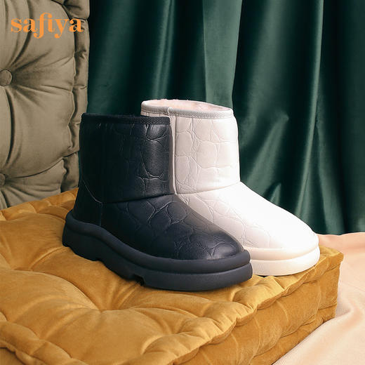 【春节不打烊】Safiya/索菲娅 新款加绒短筒靴2022冬季新款保暖羊毛加厚防滑雪地靴女 SF2411A057 商品图5