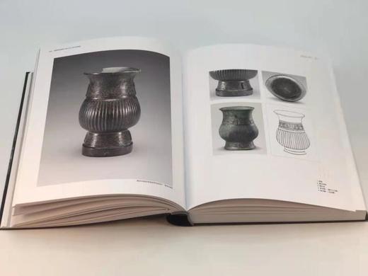 《宝鸡戴家湾与石鼓山出土商周青铜器》，陈昭容、陕西考古研究院合编，8开精装606页，净重4kg，全彩精印，售价750元。 商品图12