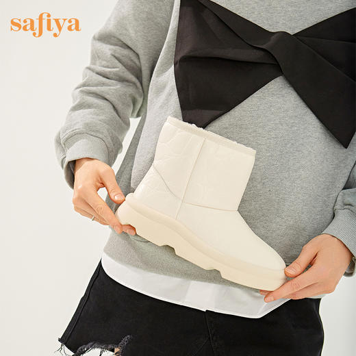 【春节不打烊】Safiya/索菲娅 新款加绒短筒靴2022冬季新款保暖羊毛加厚防滑雪地靴女 SF2411A057 商品图2