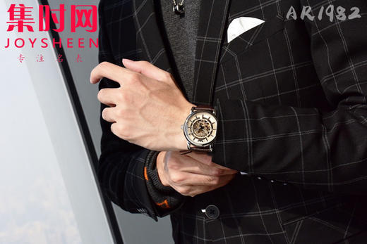 原单渠道 阿玛尼Armani Ar1982
表壳：316L精钢
机芯：原装进口全自动机械机芯 商品图4