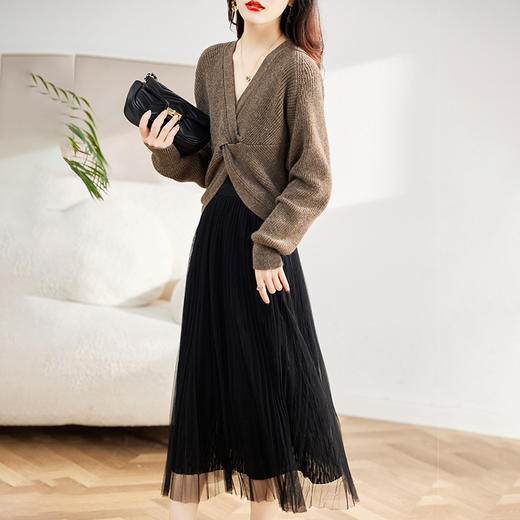 法式复古V领上衣气质半身裙长裙时尚两件套HR-WM78729 商品图0