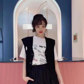 3楼依塔丽服饰马甲