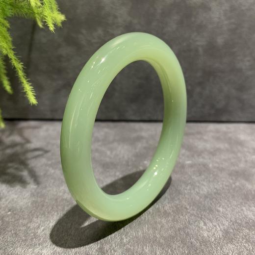 【御珠宫坊·传藏系列】碧玉手镯52mm 商品图2