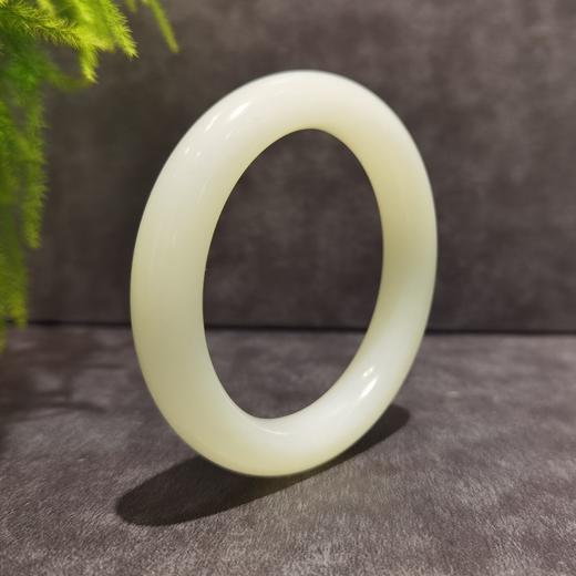 【御珠宫坊·传承系列】羊脂白玉手镯56.5mm 商品图3