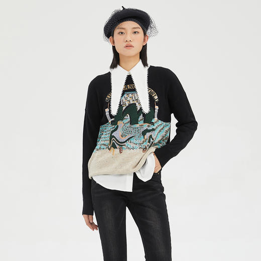 谜底2022冬季新品复古建筑织花圆领套头宽松针织衫女229MZ6205 商品图3