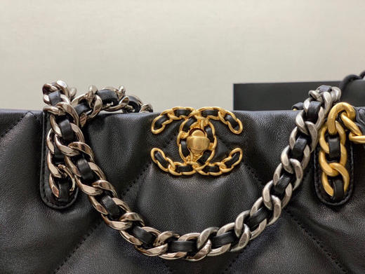 秋季特惠💰1150 原单香奈儿 黑色 很受欢迎的托特购物包3519 商品图2