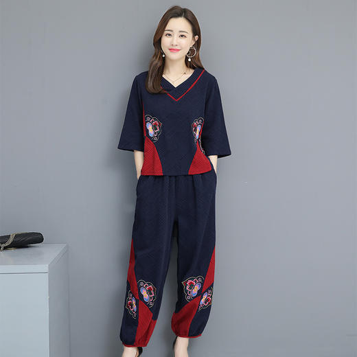 NLYJ-套装棉麻两件套夏新款民族风女七分袖V领t恤+松紧腰九分裤宽松套装 商品图0