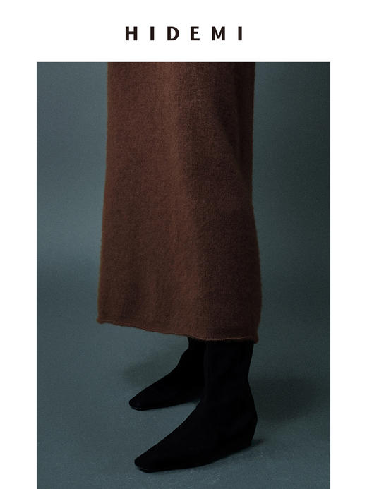 HIDEMI 黑色牛皮/麂皮经典款方尖头内增高长靴 商品图9