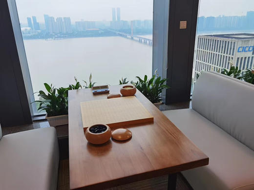 3厘米厚新榧乌龙实木棋盘+新榧实木原色罐+单面凸老云子+全棋牌语音棋钟。 商品图0