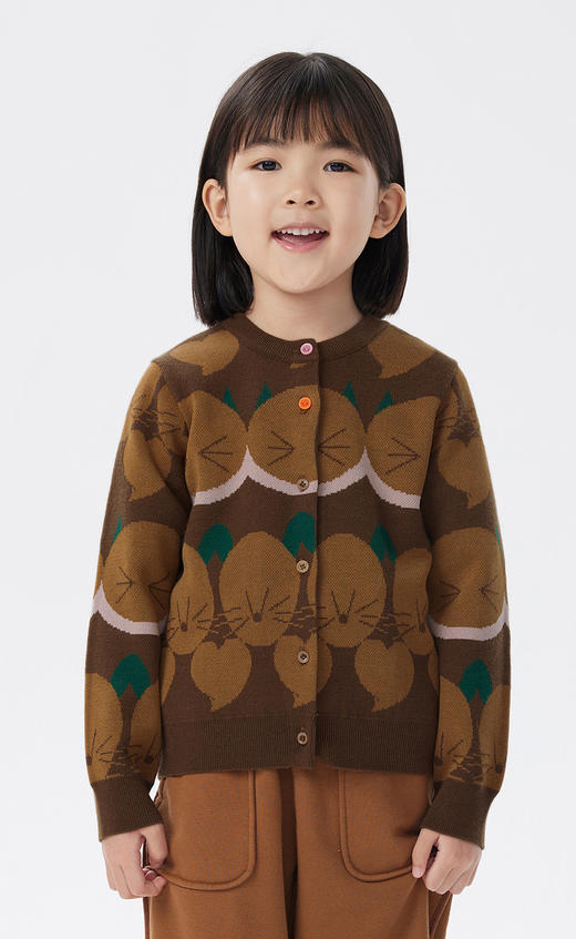 JNBY  22年冬款 长袖猫咪图案短款开襟毛衫  1M0310120 商品图6