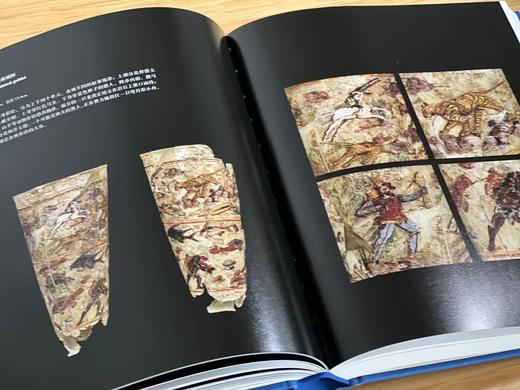 《器服物佩好无疆：东西文明交汇的阿富汗国家宝藏》（增订版），清华大学艺术博物馆编，16开，精装，页数不详，1.28kg，上海书画出版社2022年一版一印。定价258，售价198元。
  商品图13