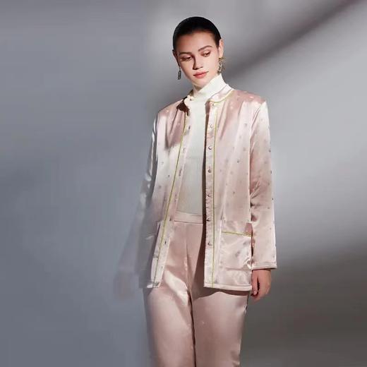 品牌安莉芳22冬季上新缎面舒暖绒棉家居 服套装EL00501 商品图0