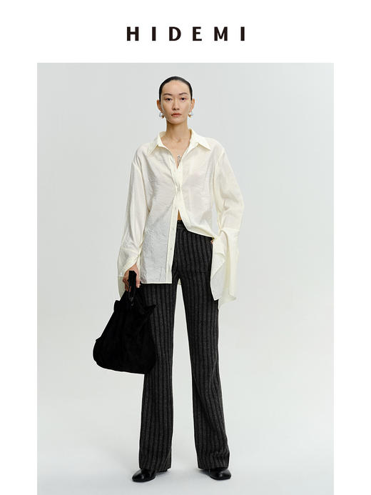 HIDEMI 时髦灰色竖条纹显瘦喇叭神裤 商品图3