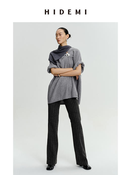 HIDEMI 时髦灰色竖条纹显瘦喇叭神裤 商品图8
