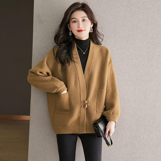 时尚慵懒风宽松显瘦复古盘扣百搭时尚开衫CC-22-3608 商品图3