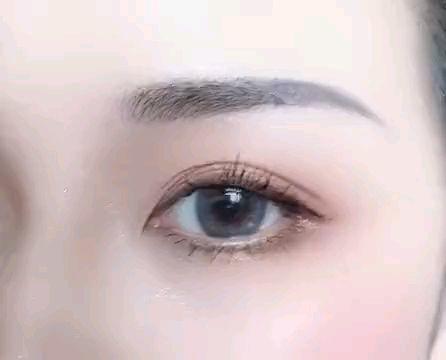 【白狮超推荐！】colorbaby旗下 ·忘忧金巧&忘忧金灰& 忘忧金黑· 日抛 · 中大直径金粉 · 14.5mm中大直径 ·  · 10片装 商品图9