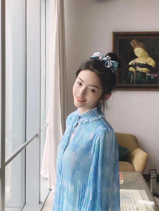 鹿鸣小卖部 |《月下花儿都入梦》蚕桑丝丝巾 商品图2