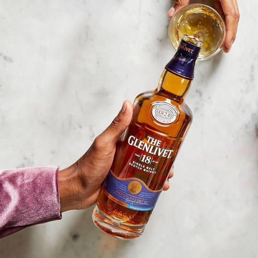 格兰威特（Glenlivet）18年 苏格兰 单一麦芽威士忌 洋酒 700ml 商品图1