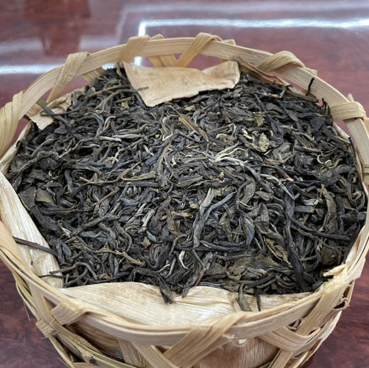 【19:00开售！今日超值福利价：699元/筐！】稀缺款2016年千家寨千年古树纯料老生茶散料1000克全手工编织竹筐装【难得的蜜香型】【人手必囤】 商品图3