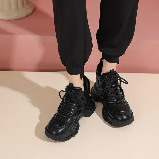 西村名物22年秋冬新款简约风高帮休闲女鞋深口绑带老爹鞋厚底鞋女37851 商品图1