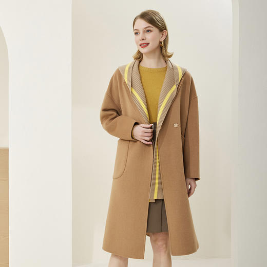 MH9E5斯尔丽瑟俪2022年冬上新商场同款针织连帽休闲减龄宽松中长款大衣 商品图0