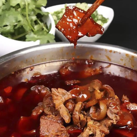 【云燕优品】尧坝百年老店黑山羊红汤羊肉2斤（1斤羊肉1斤羊杂） 商品图3