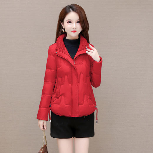 WE LRX-MZ2916 时尚保暖白鸭绒羽绒服女短款2022冬季新款修身加厚气质优雅小外套 商品图6