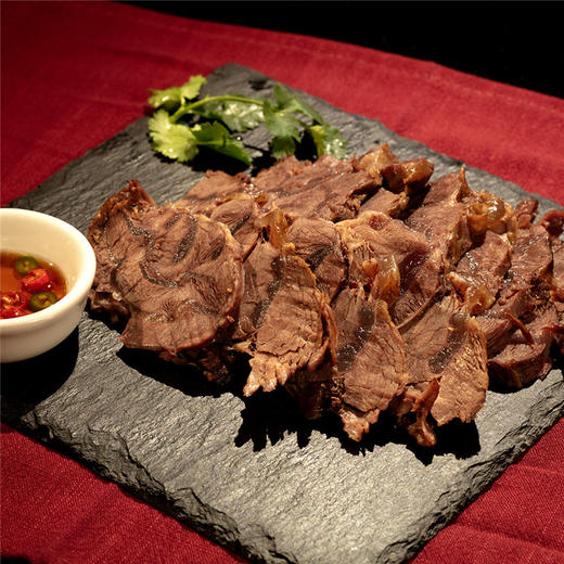 【冷鲜预售】新疆天莱香牛冷鲜有机牛腱子1.5kg 商品图3