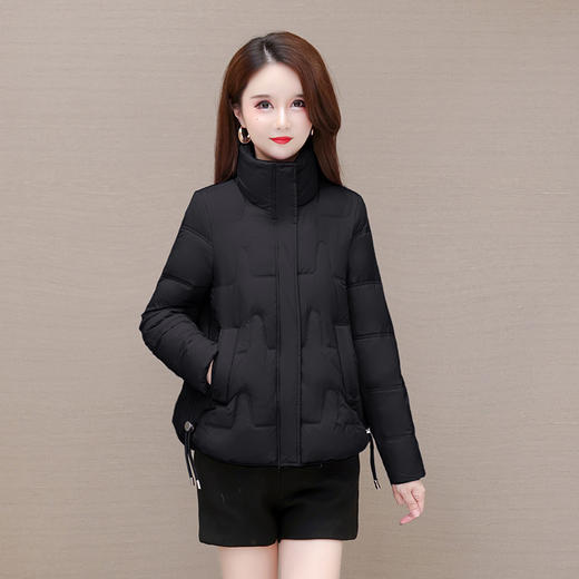 WE LRX-MZ2916 时尚保暖白鸭绒羽绒服女短款2022冬季新款修身加厚气质优雅小外套 商品图1