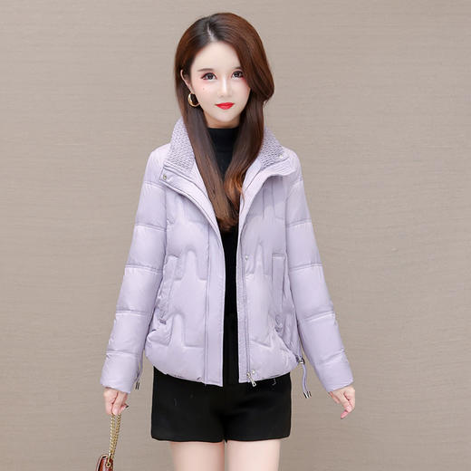 WE LRX-MZ2916 时尚保暖白鸭绒羽绒服女短款2022冬季新款修身加厚气质优雅小外套 商品图5