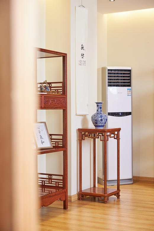 红桥红  家具严选  缅甸花梨（大果紫檀）【85/90  木面 颐和园圆腿 花架】 商品图6