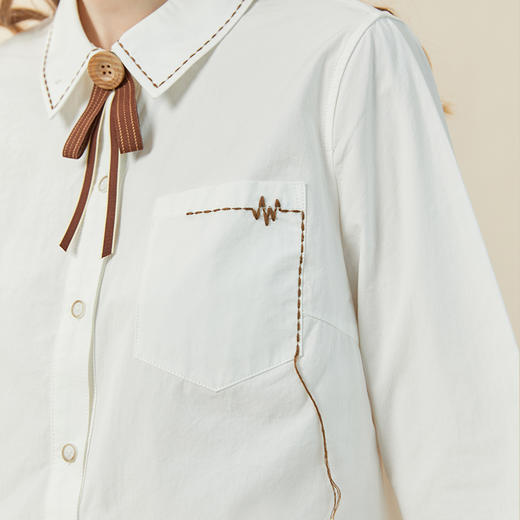 Famecoco范可儿纯色洗水棉衬衫女翻领长袖明线刺绣衬衣F228BH006 商品图1