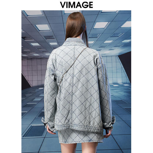 VIMAGE纬漫纪秋季新款翻领宽松舒适外套V1803438 商品图4