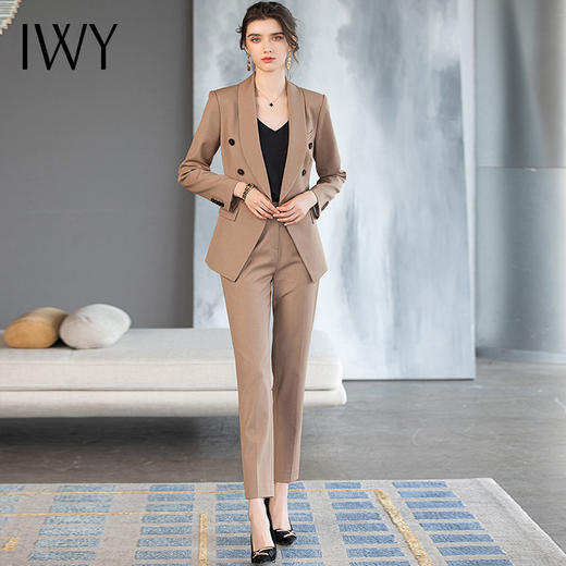 IWY/高端卡其色青果领西服女时尚套装气质职业装双排扣西装秋季正装2231102CP1 商品图4