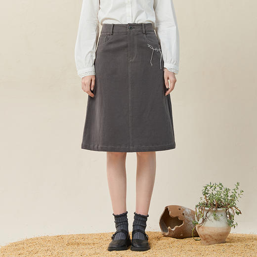 Famecoco范可儿明线绣花半身牛仔裙女小个子中长款a字直筒裙F228HA023 商品图4