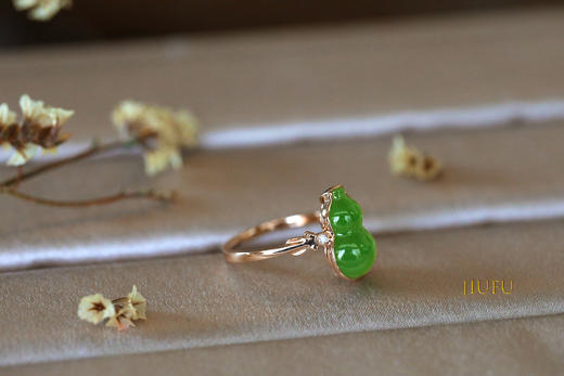 18K玫瑰金和田玉（碧玉）葫芦戒指 /单面葫芦8*13mm/菠菜绿 商品图6
