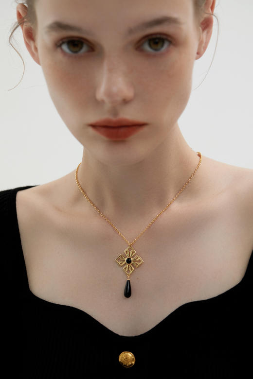 SOL DE VERANO Verda 系列花园城项链 商品图3