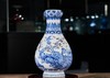 青花釉里红梅妻鹤子蒜头瓶 商品缩略图0
