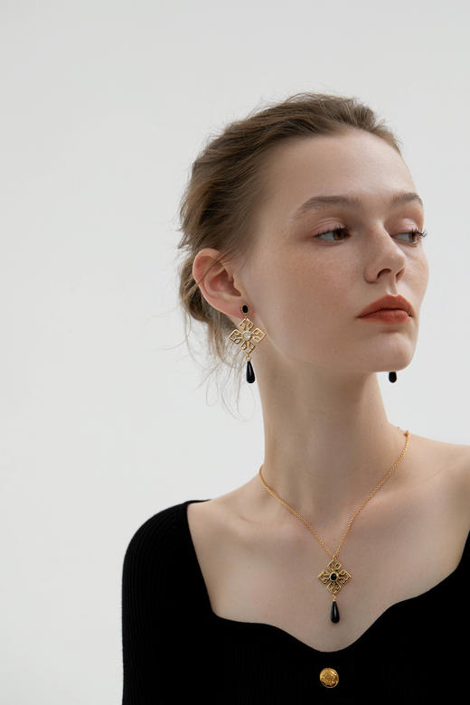 SOL DE VERANO Verda 系列花园城项链 商品图4