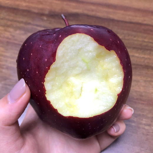 花牛苹果 甘肃天水新鲜水果粉面刮泥国产红蛇果节日送礼平安果 商品图4