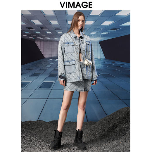 VIMAGE纬漫纪秋季新款翻领宽松舒适外套V1803438 商品图2