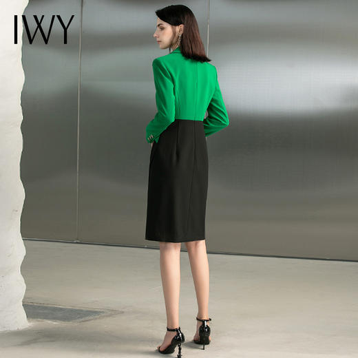 IWY/秋季新款时尚职业连衣裙个性黑绿拼接色戗勃西装领修身设计感裙子223182Q1 商品图3