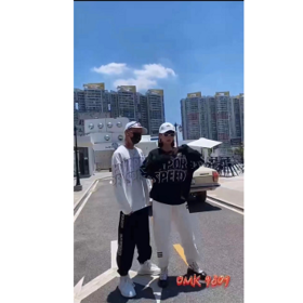 【和月】金琦亚9809卫衣（尺码下单后我们将马上与您联系选择后配送
