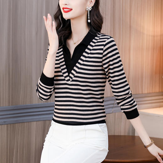 KQL 210H976经典条纹T恤拼接假两件大码打底衫 商品图4