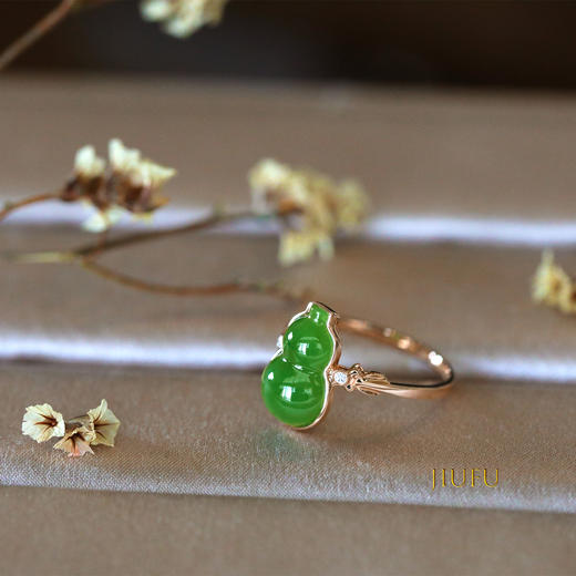 18K玫瑰金和田玉（碧玉）葫芦戒指 /单面葫芦8*13mm/菠菜绿 商品图3