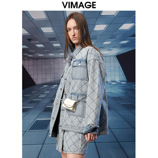 VIMAGE纬漫纪秋季新款翻领宽松舒适外套V1803438 商品图1